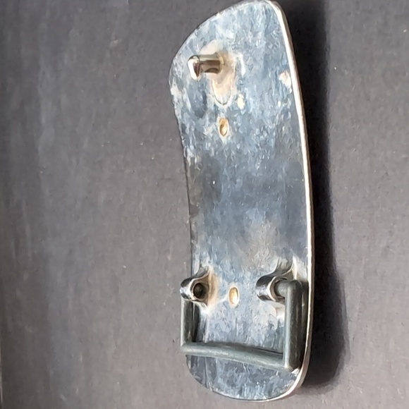 VGT, Double Horseshoe Gold/Silver Toned Metal with Turquoise Stone Belt Buckle. - Picture 4 of 6